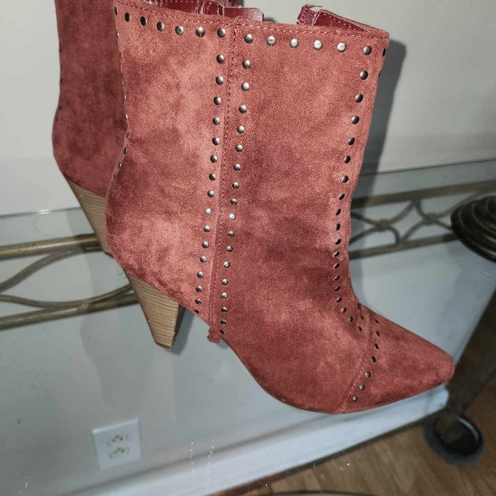 Universal Thread Rust Suede Heeled Boots - Picture 5 of 6
